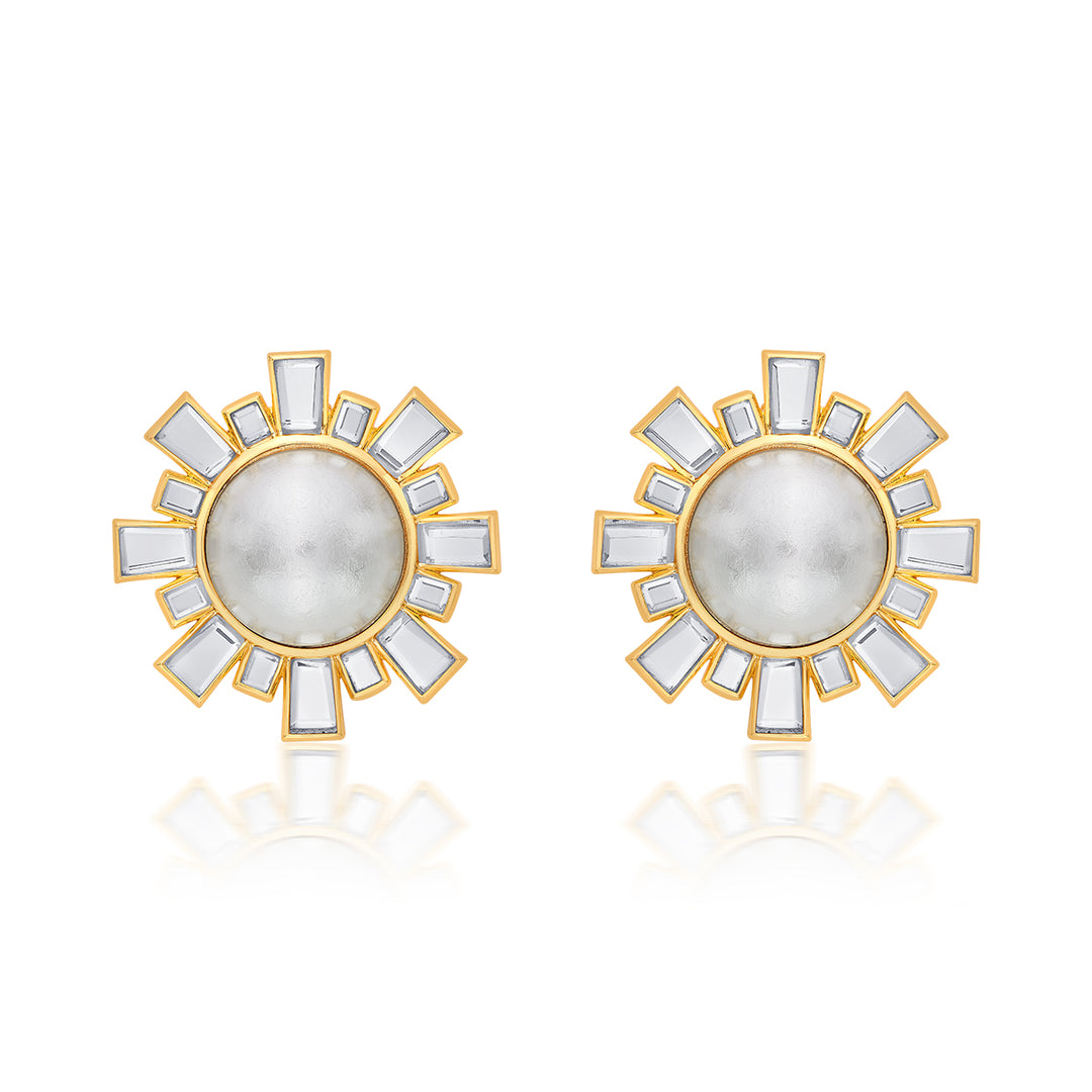 Perla Deco Stud Earrings