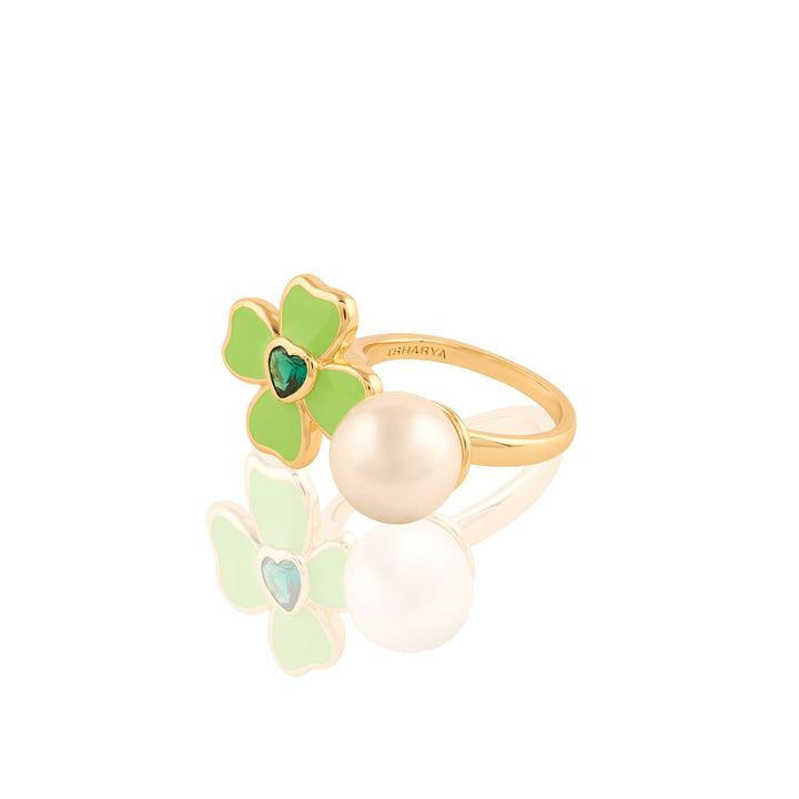 Neon Clover Pearl Ring