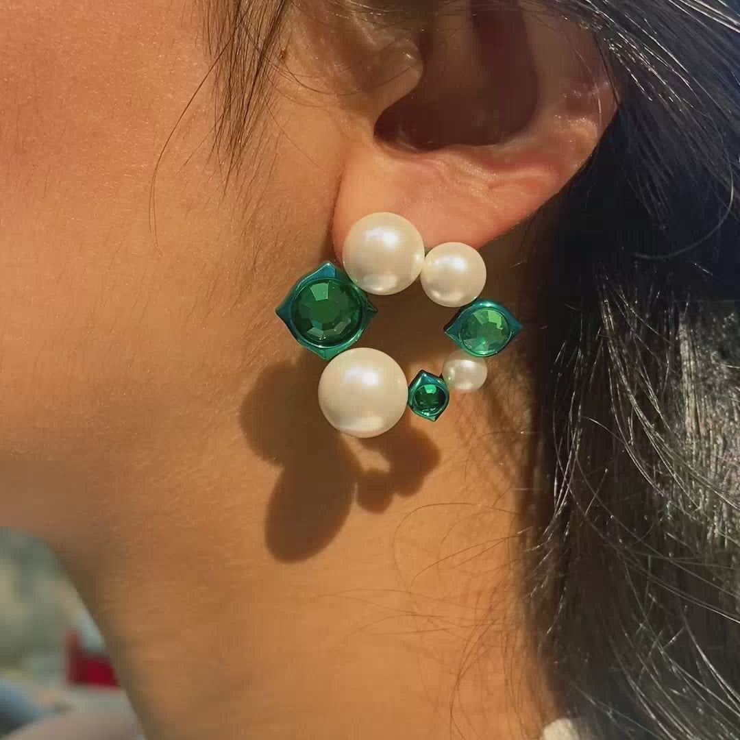 Zeenat Green Quartz Pearl Earrings