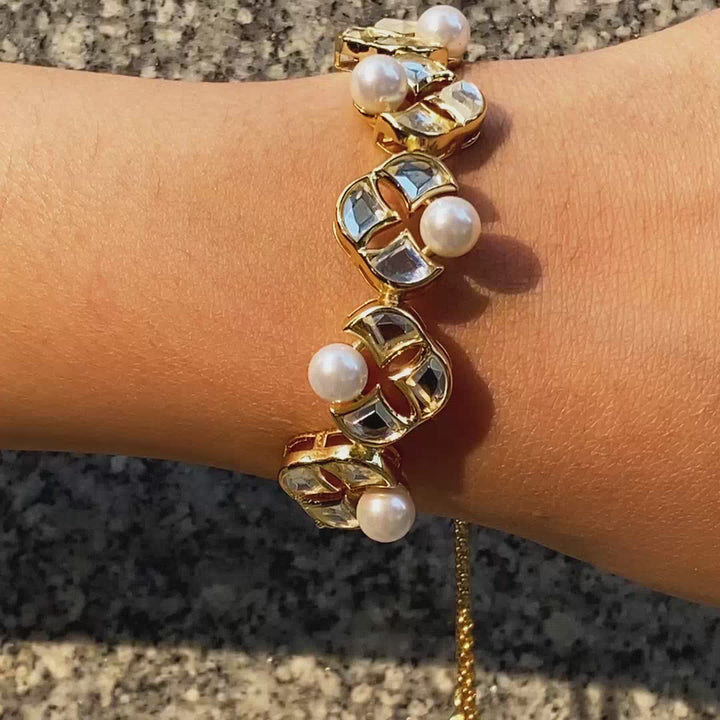 Amara Mirror Pearl Bracelet