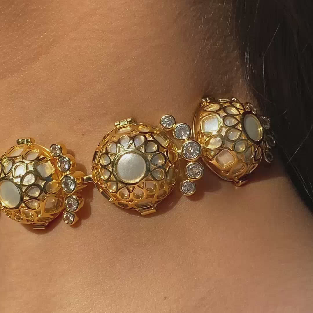 Amara Pearl Sculptural Choker Necklace