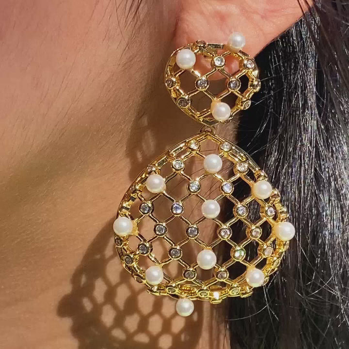 Amara Lattice Drop Earrings