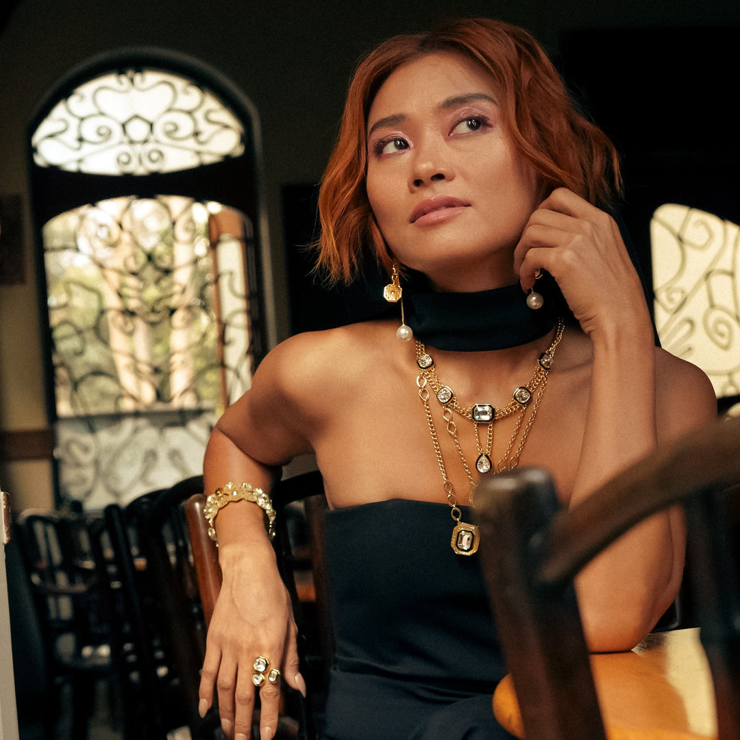 Bougie Infinity Cut Crystal Statement  Necklace