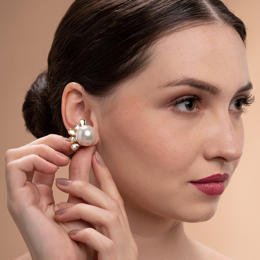 Amara Pearl Flower Earrings