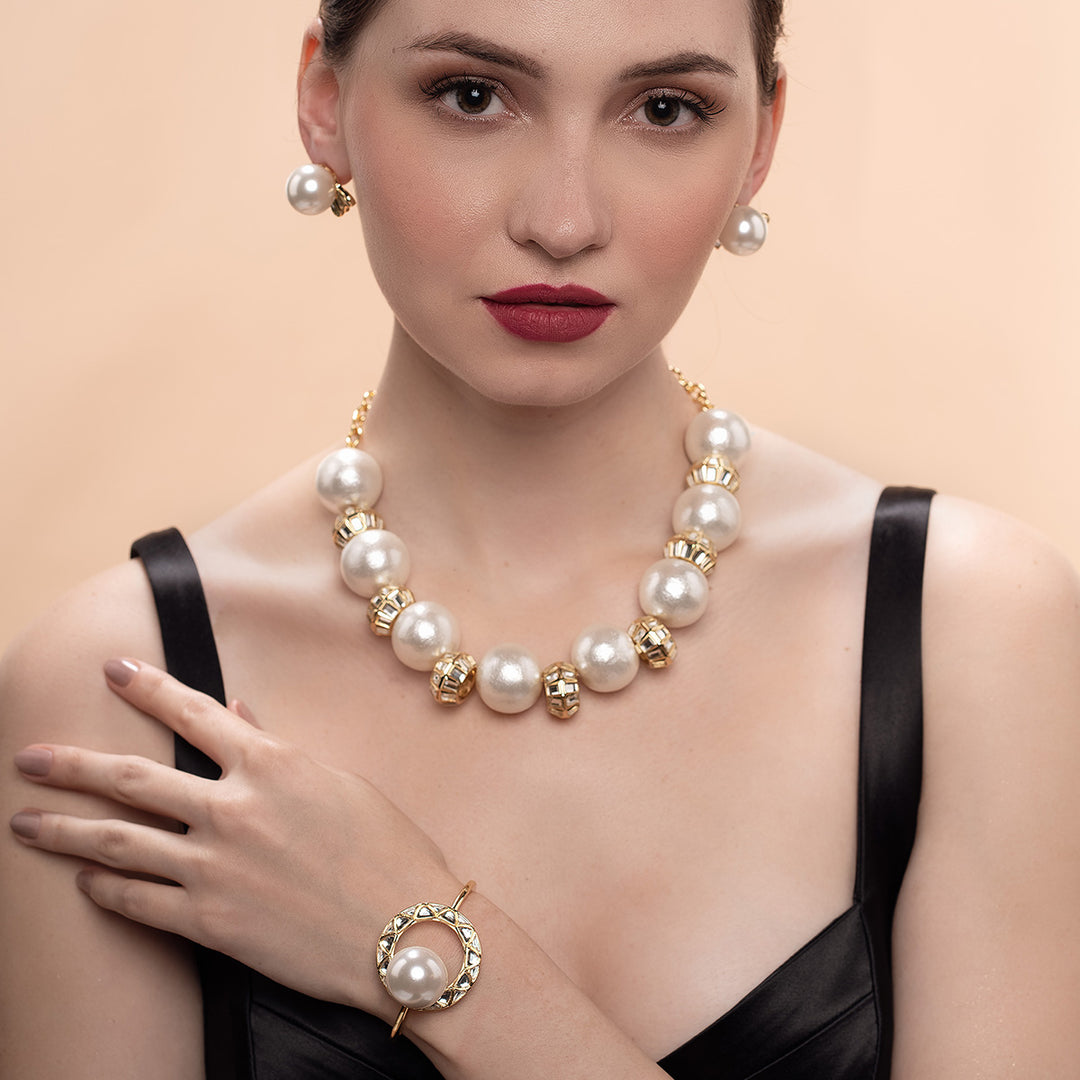 Amara Pearl Flower Earrings