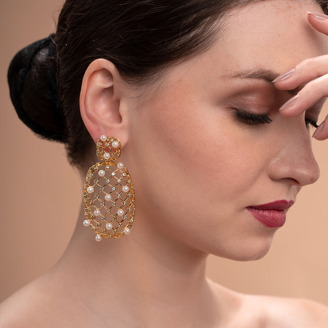 Amara Pearl Lattice Earrings