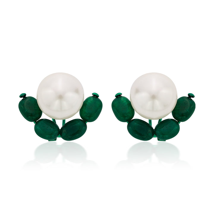 Zeenat Pearl Stud Earrings