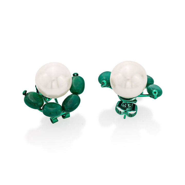 Zeenat Pearl Stud Earrings