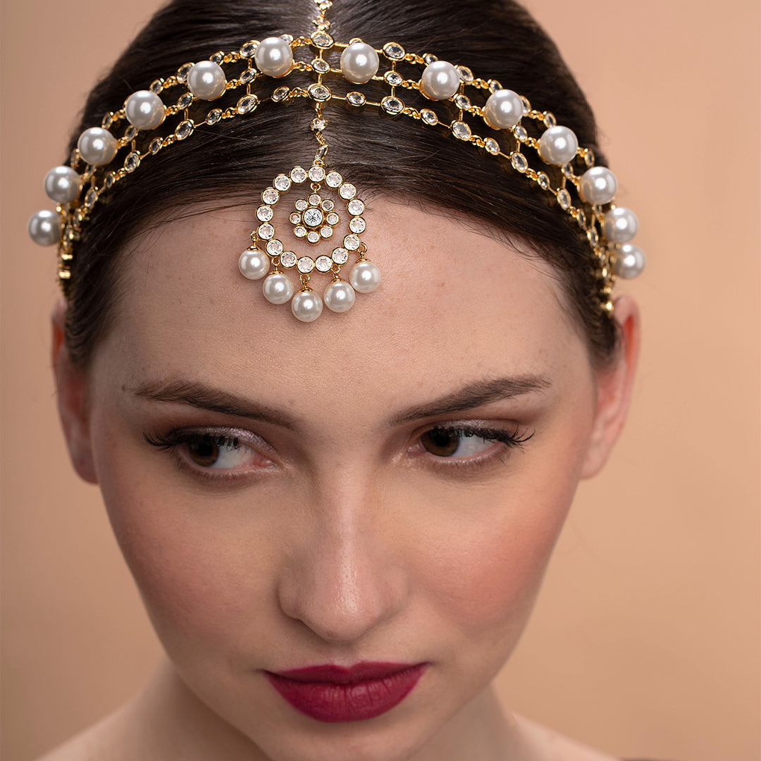 Amara Pearl CZ Maangtikka