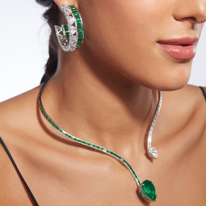 Bahamas 925 Silver Emerald Hydro Coil Necklace - Isharya | Modern Indian Jewelry