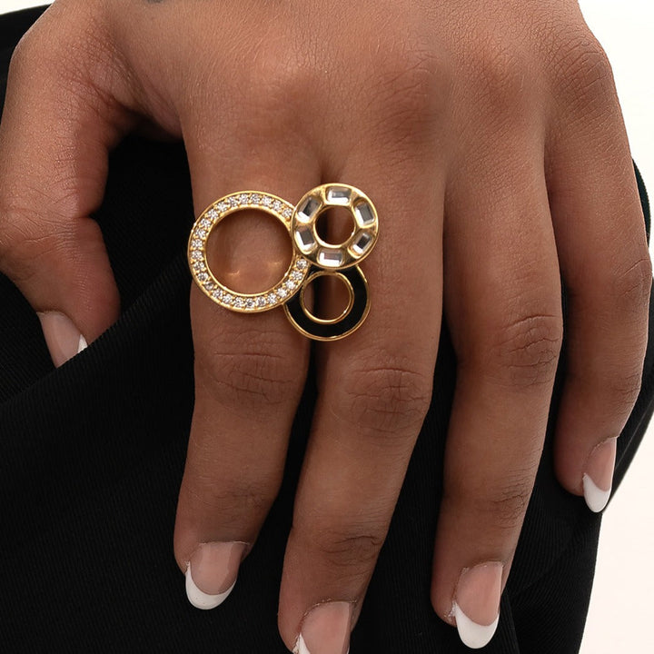 Stan Circle Ring