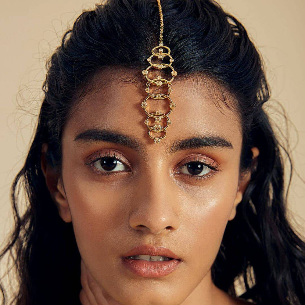 Limelight Circle Link Maangtika - Isharya | Modern Indian Jewelry