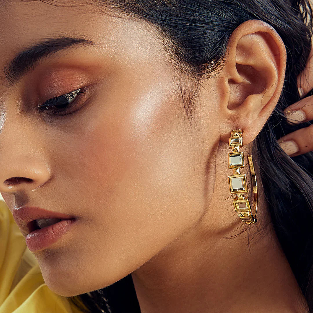 Top 3 quintessential earring styles for the cool girl who does it all