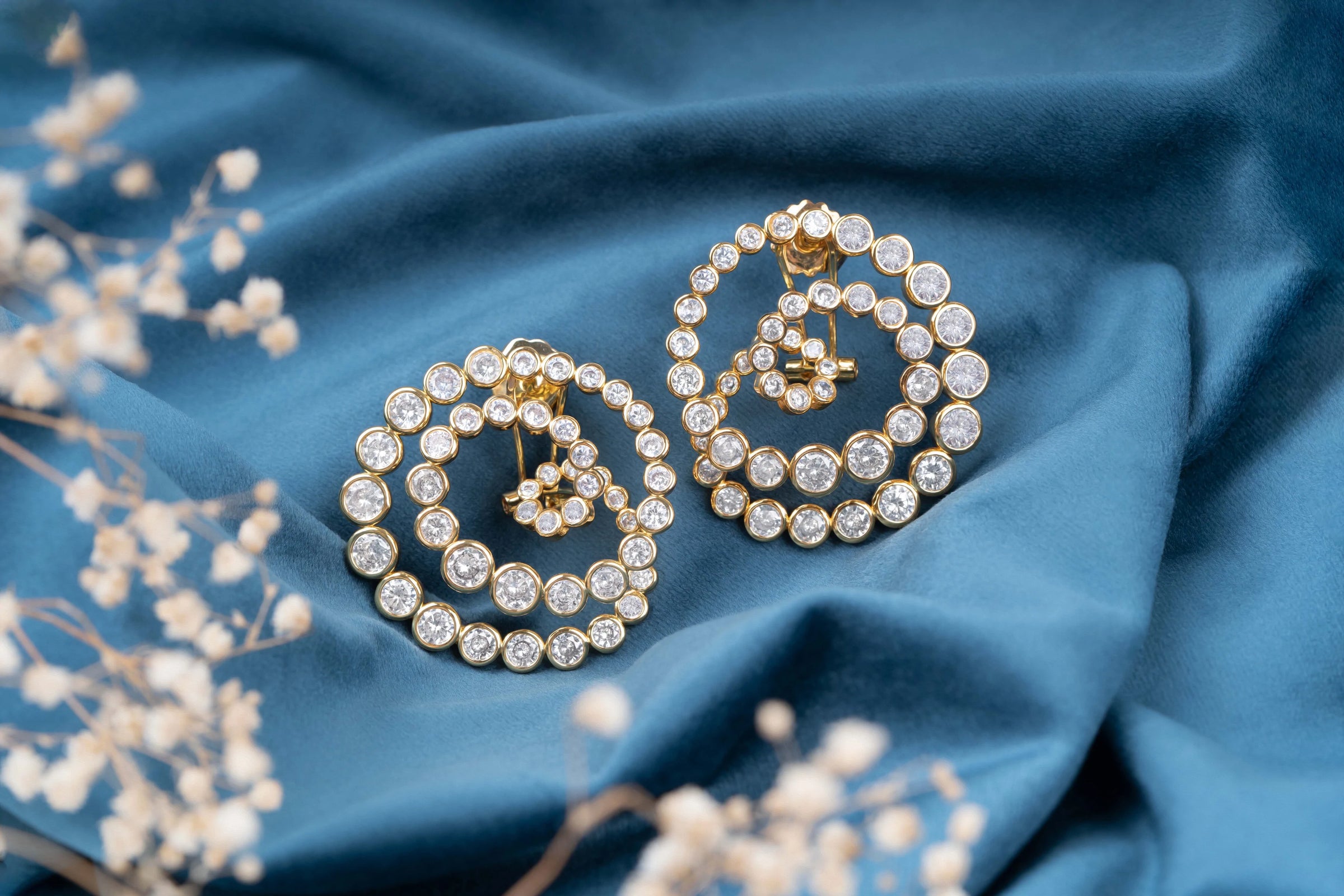 Gold sparkle 2025 stud earrings