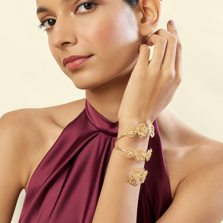 Branco Wrap Around Bracelet 