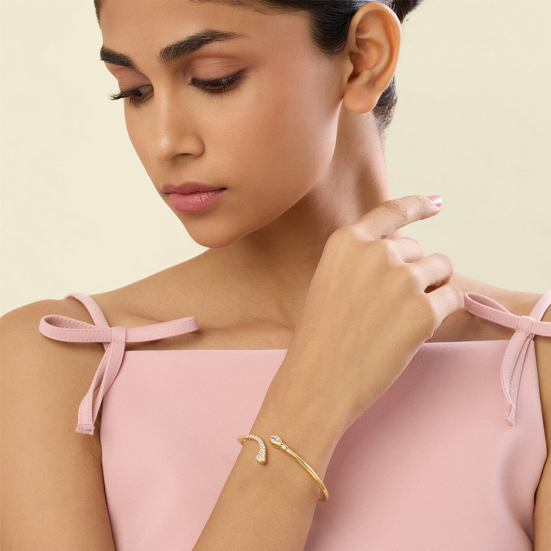 Celune Cuff Bracelet In 18Kt Gold Plated