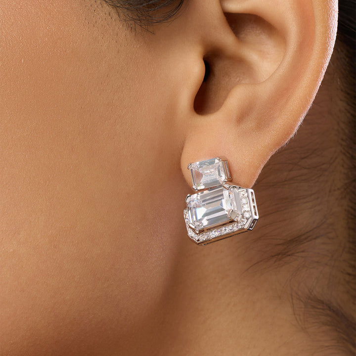 Maison Moderne Studs