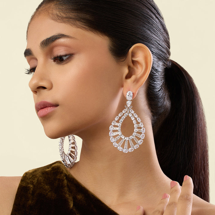 Bau Laume Statement Danglers