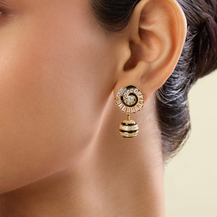 Fridae Danglers In 18Kt Gold Plated