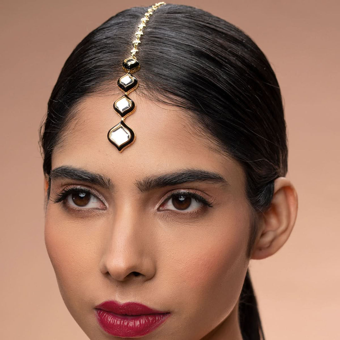 Amina Minaret Maangtikka for Women by Isharya | Modern Indian Jewellery