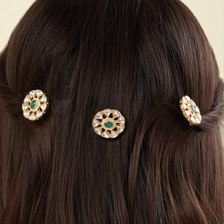 Zhaver Stud Earrings