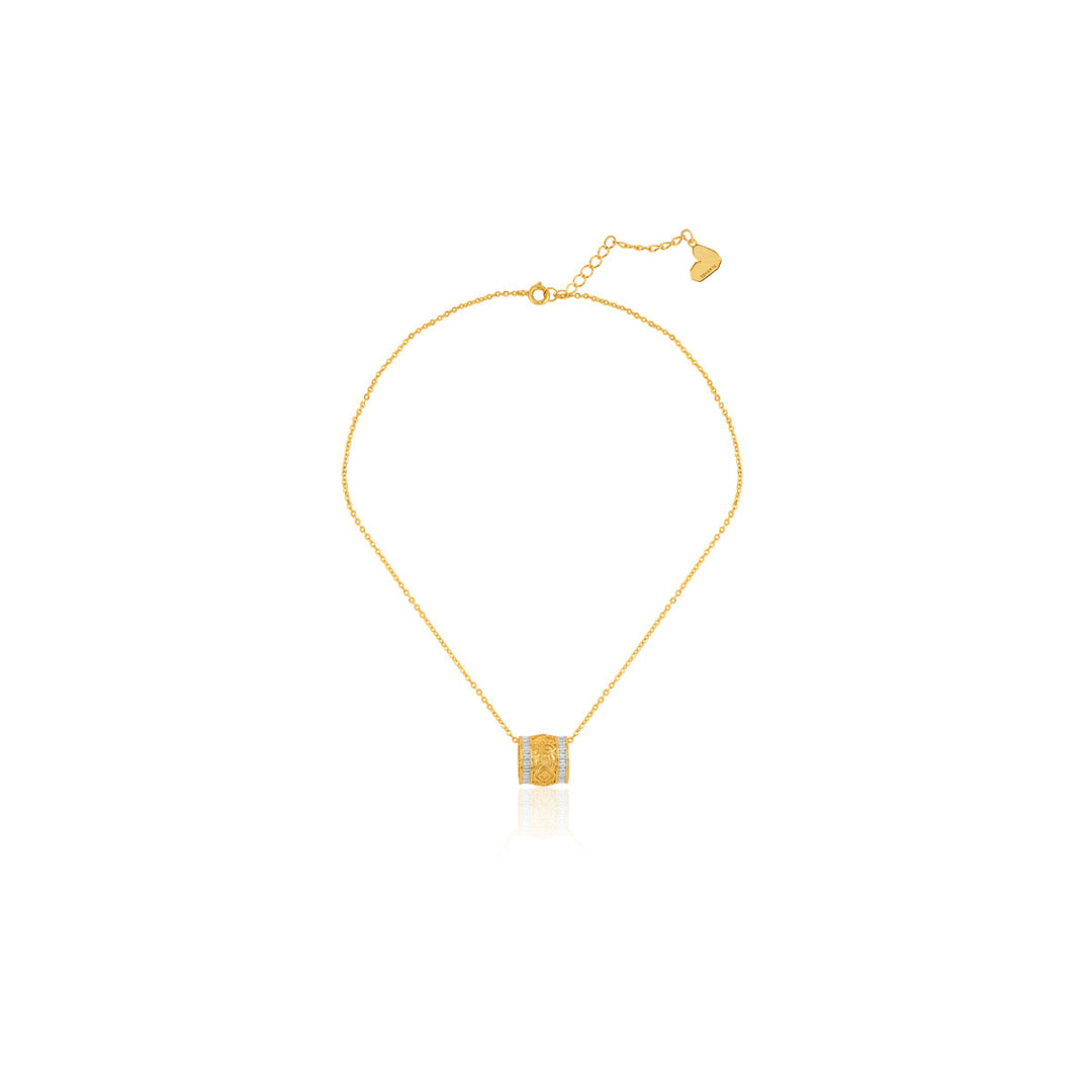 Civra Pendant Necklace 