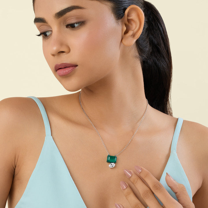 Lunara Emerald Pendant Necklace
