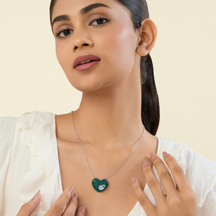 Isolde Emerald Pendant Necklace
