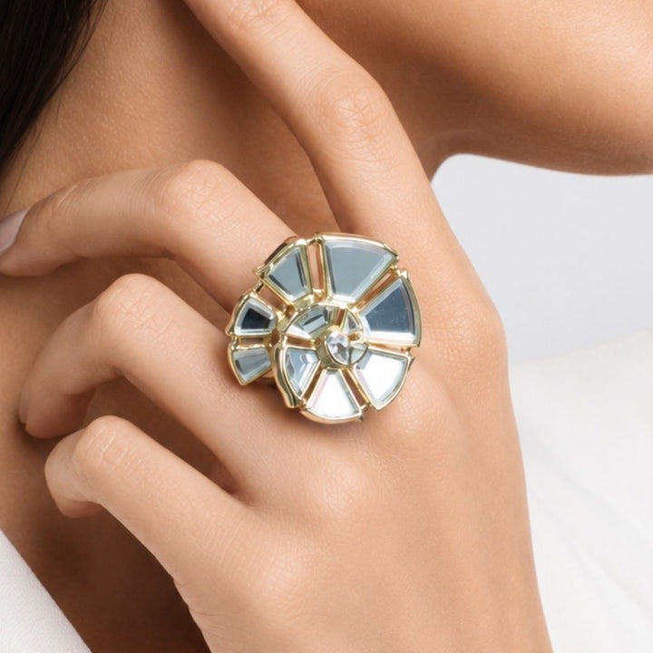 Conch Statement Mirror Ring