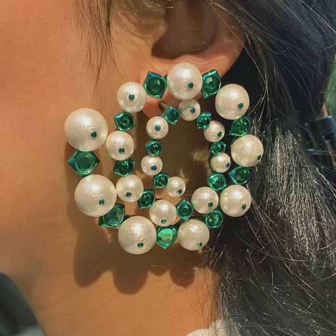 Zeenat Pearl Swirl Earrings