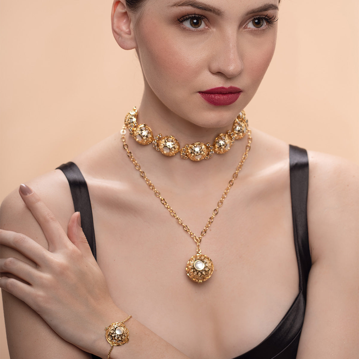 Amara Statement Pearl Necklace