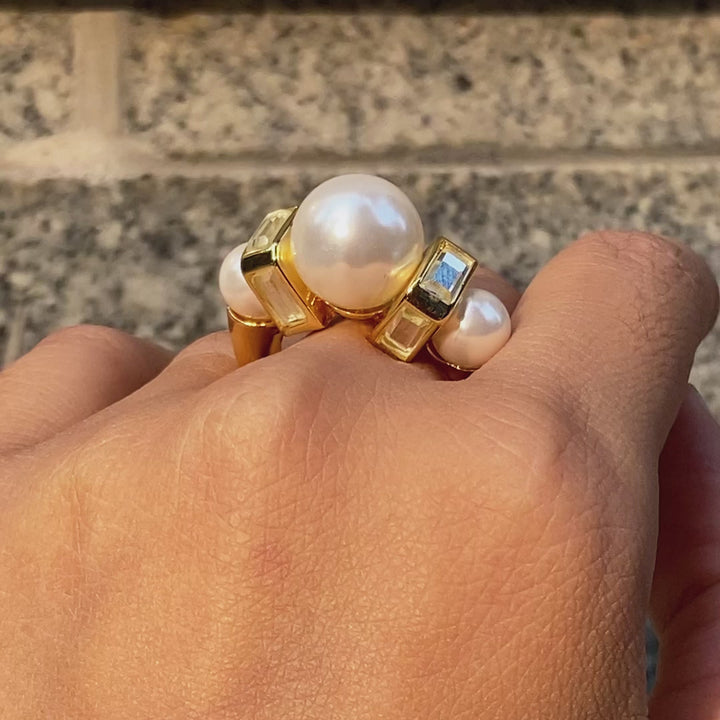 Amara Mirror Pearl Ring